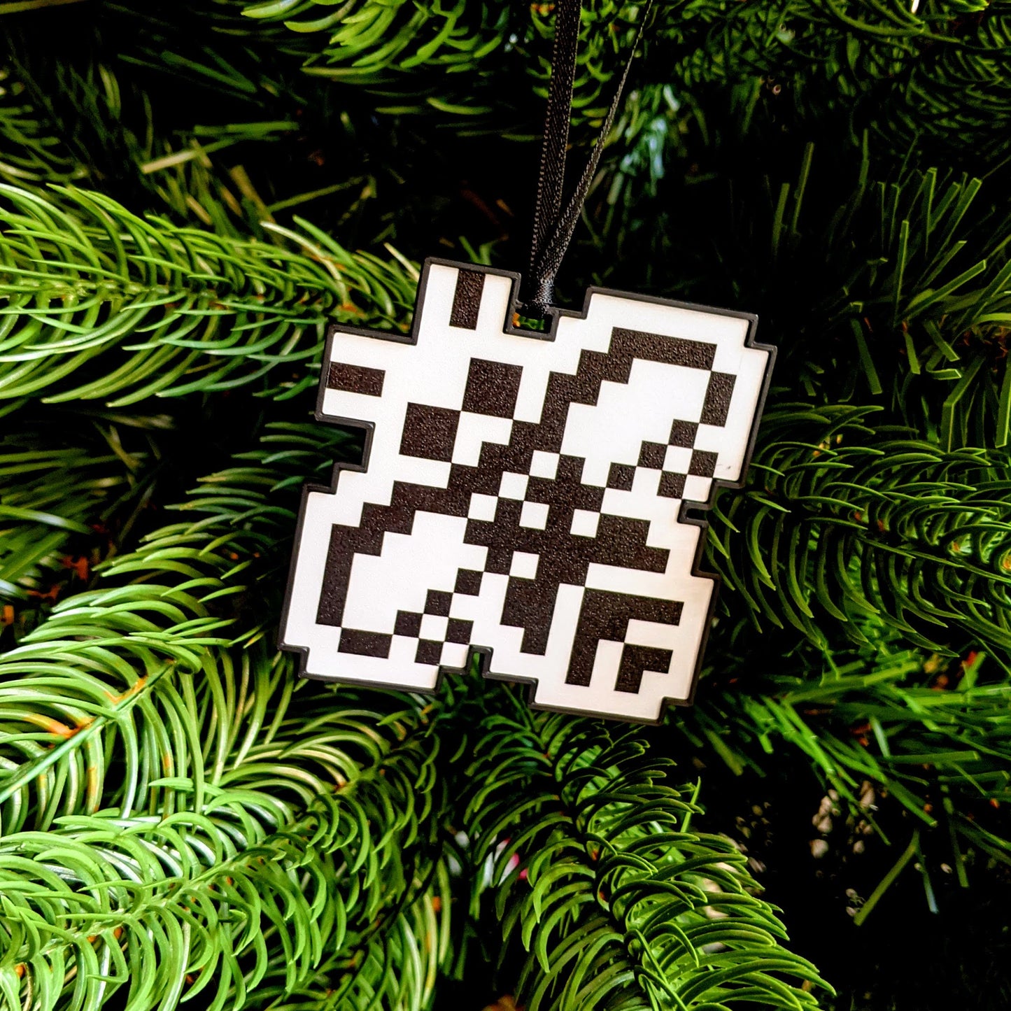 Retro gamer pixel art decorations